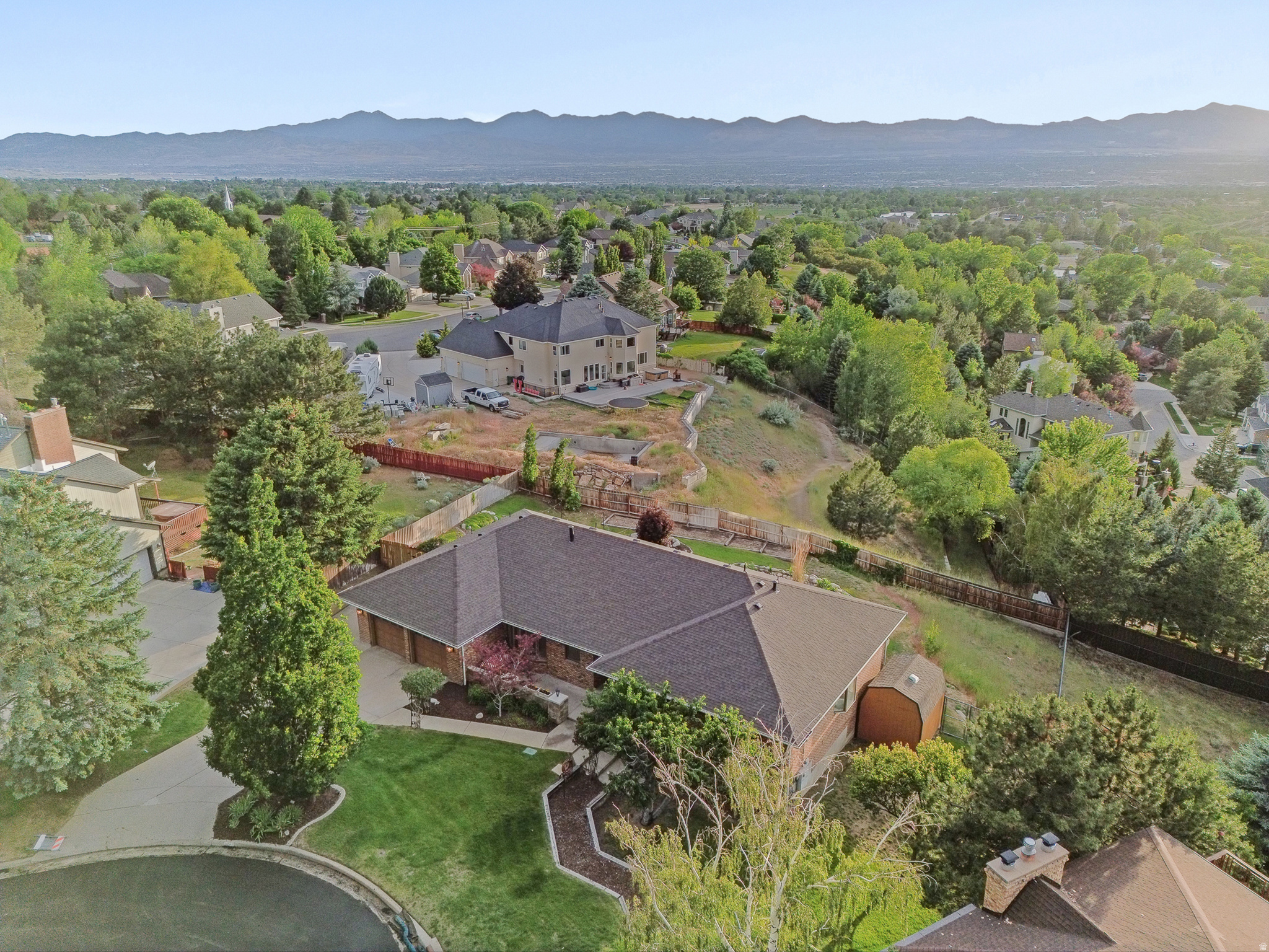 DIMPLE DELL RANCHETTES - Residential