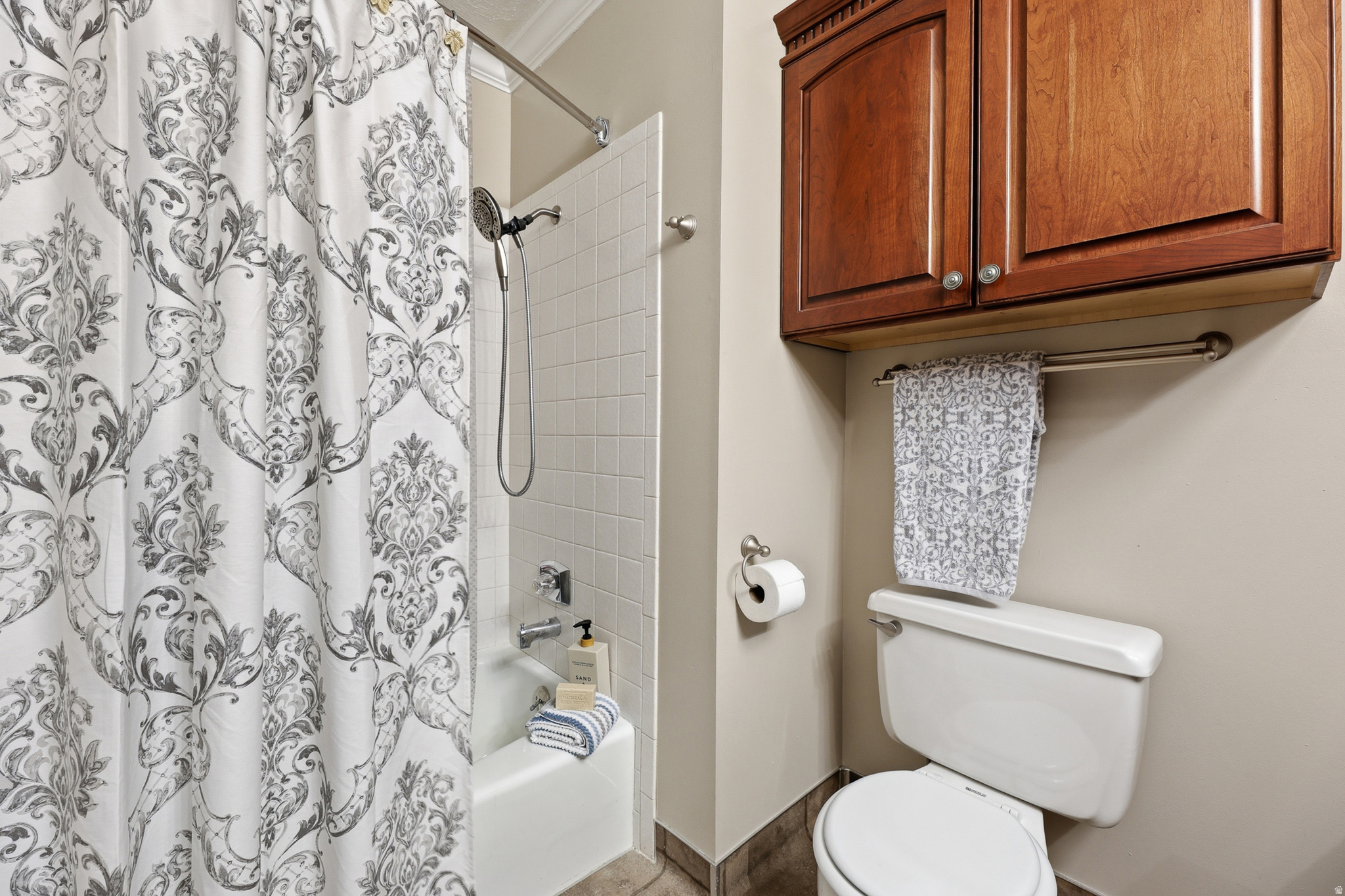 DIMPLE DELL RANCHETTES - Residential