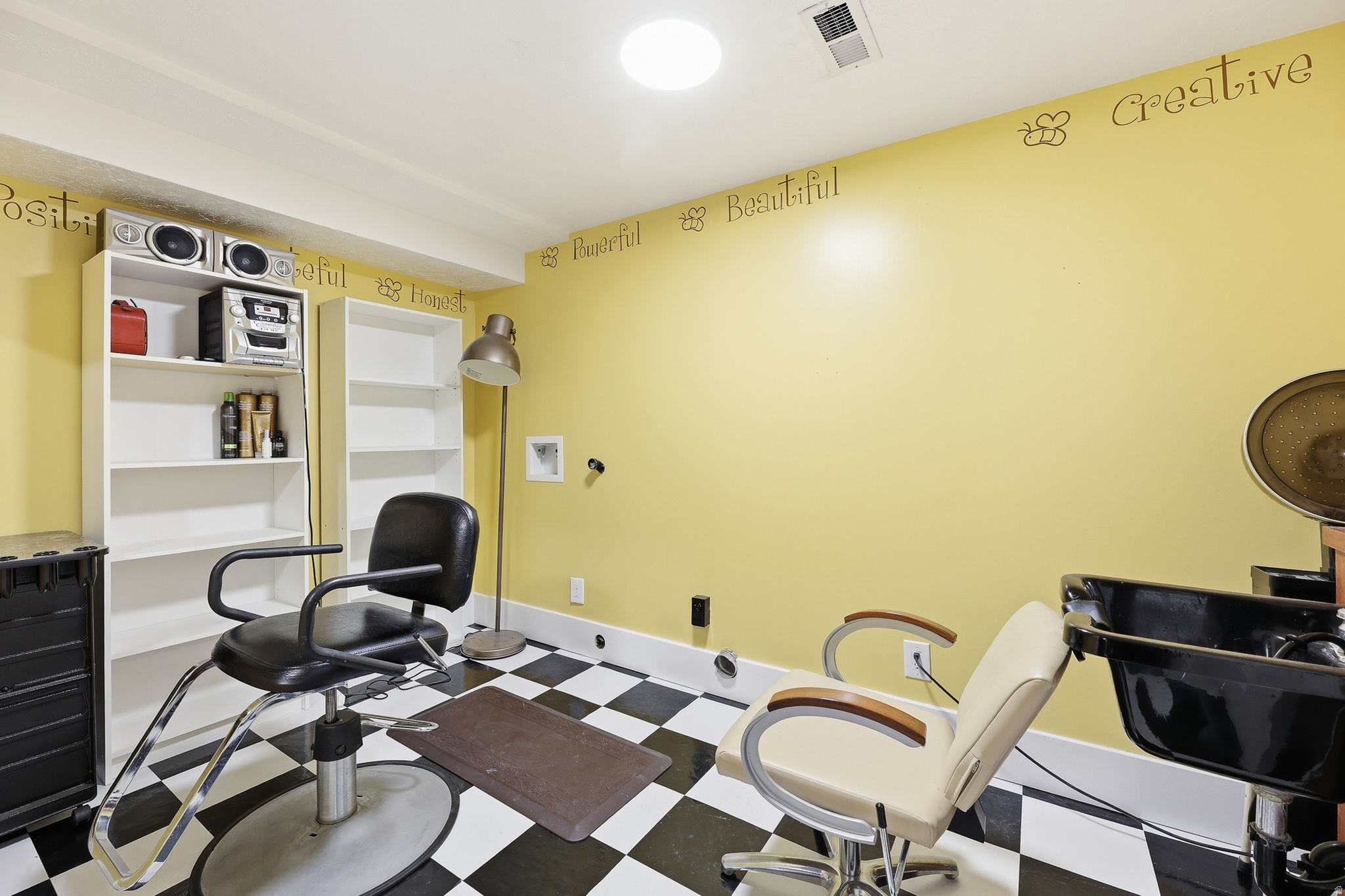 DIMPLE DELL RANCHETTES - Residential