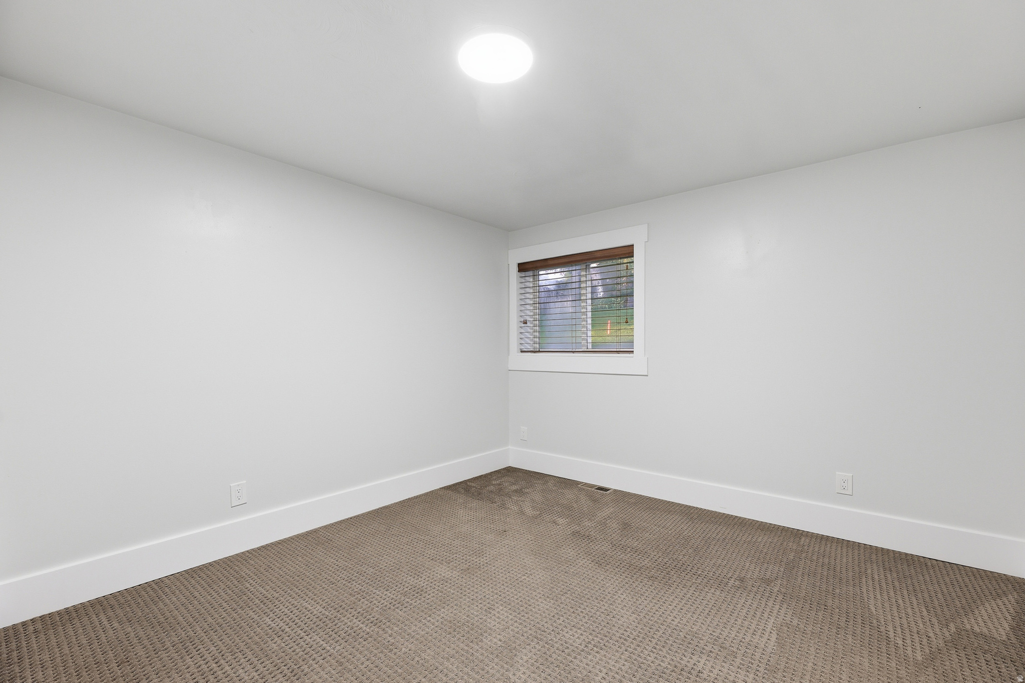 DIMPLE DELL RANCHETTES - Residential