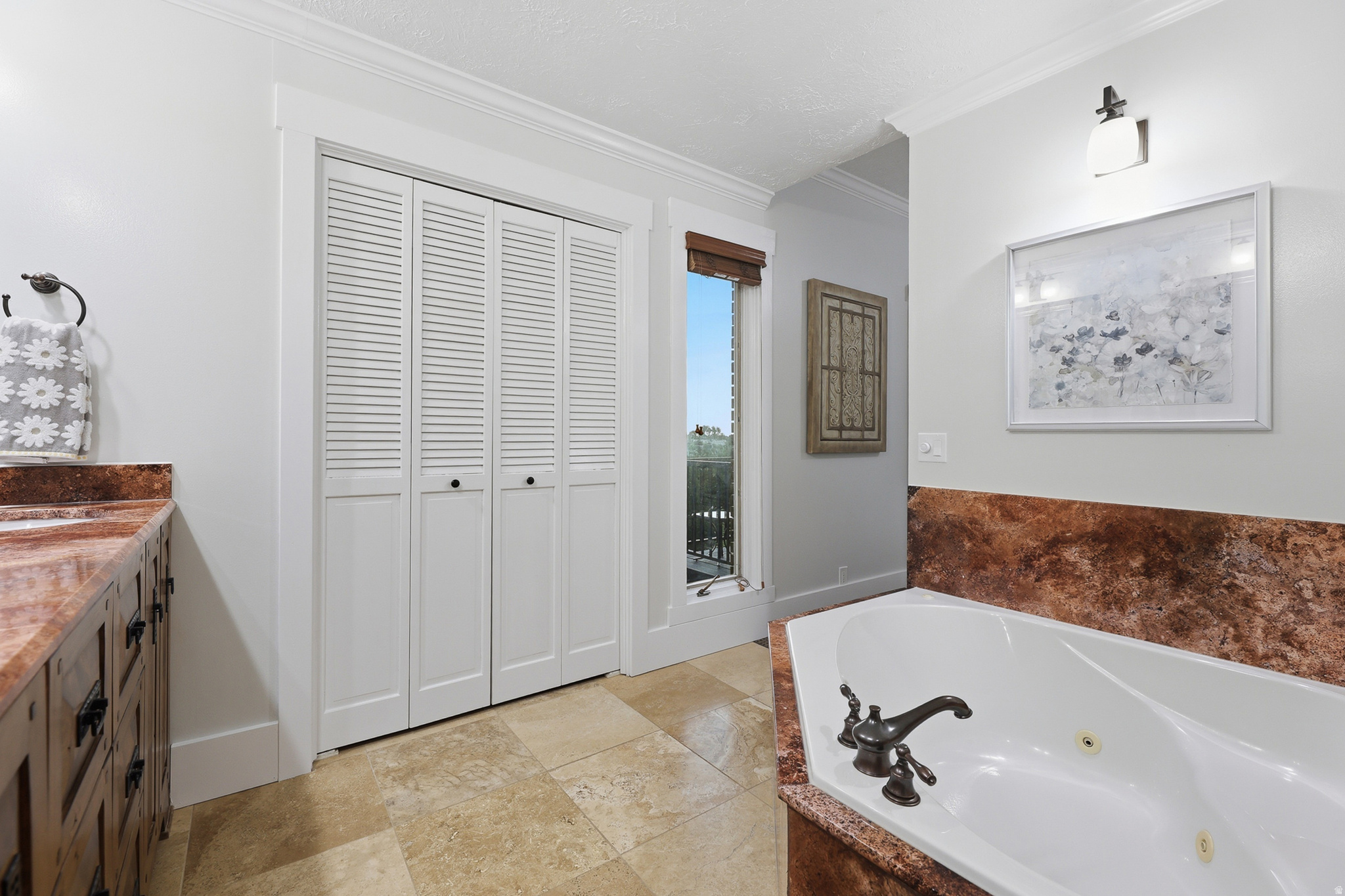 DIMPLE DELL RANCHETTES - Residential