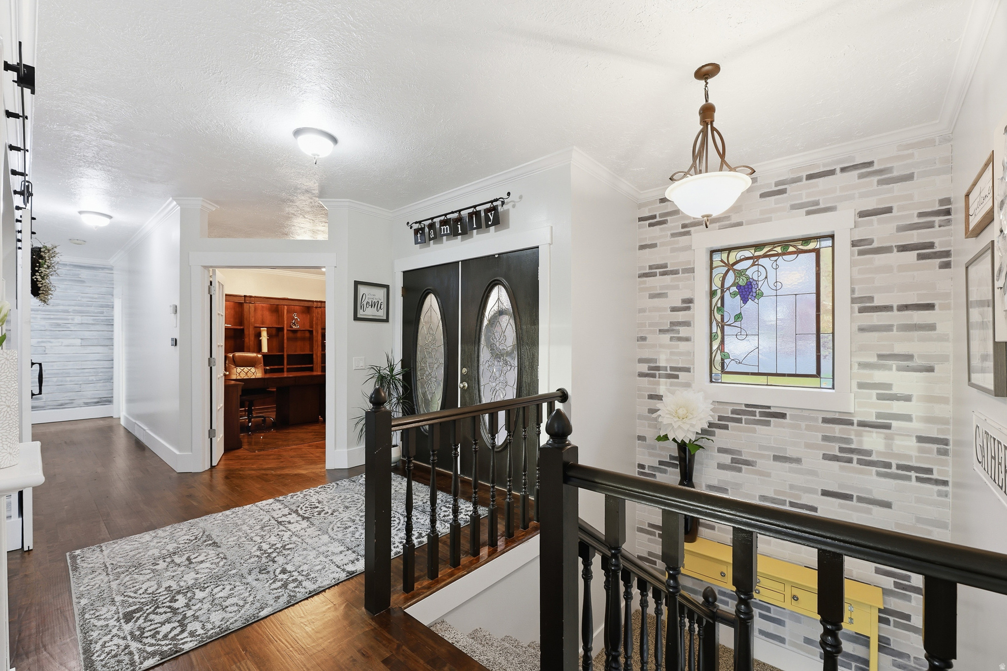 DIMPLE DELL RANCHETTES - Residential