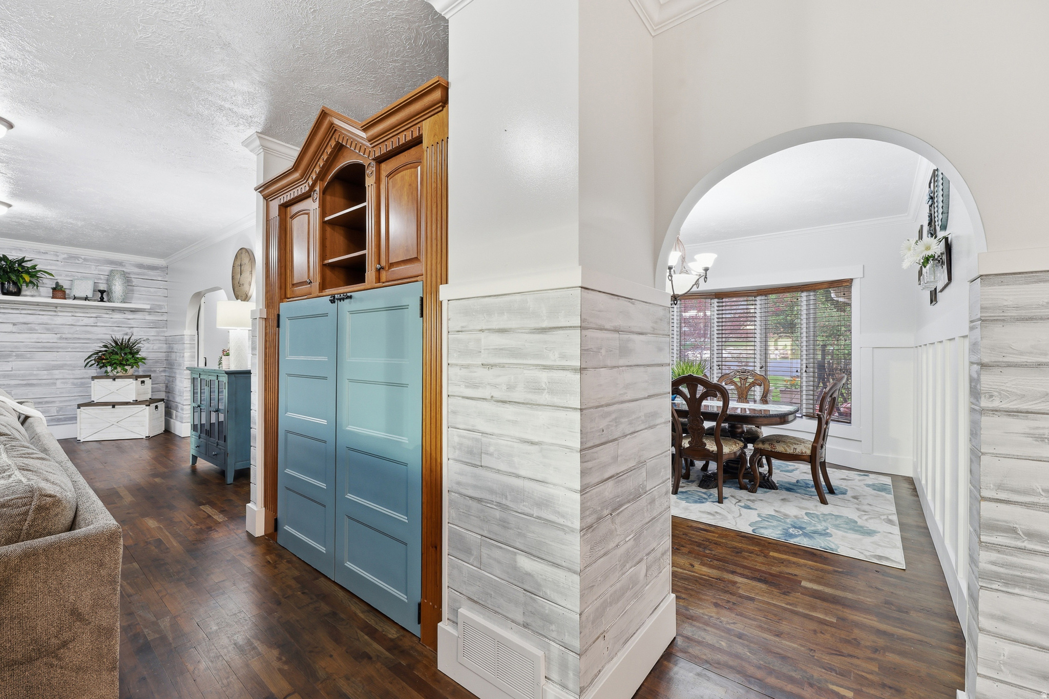 DIMPLE DELL RANCHETTES - Residential