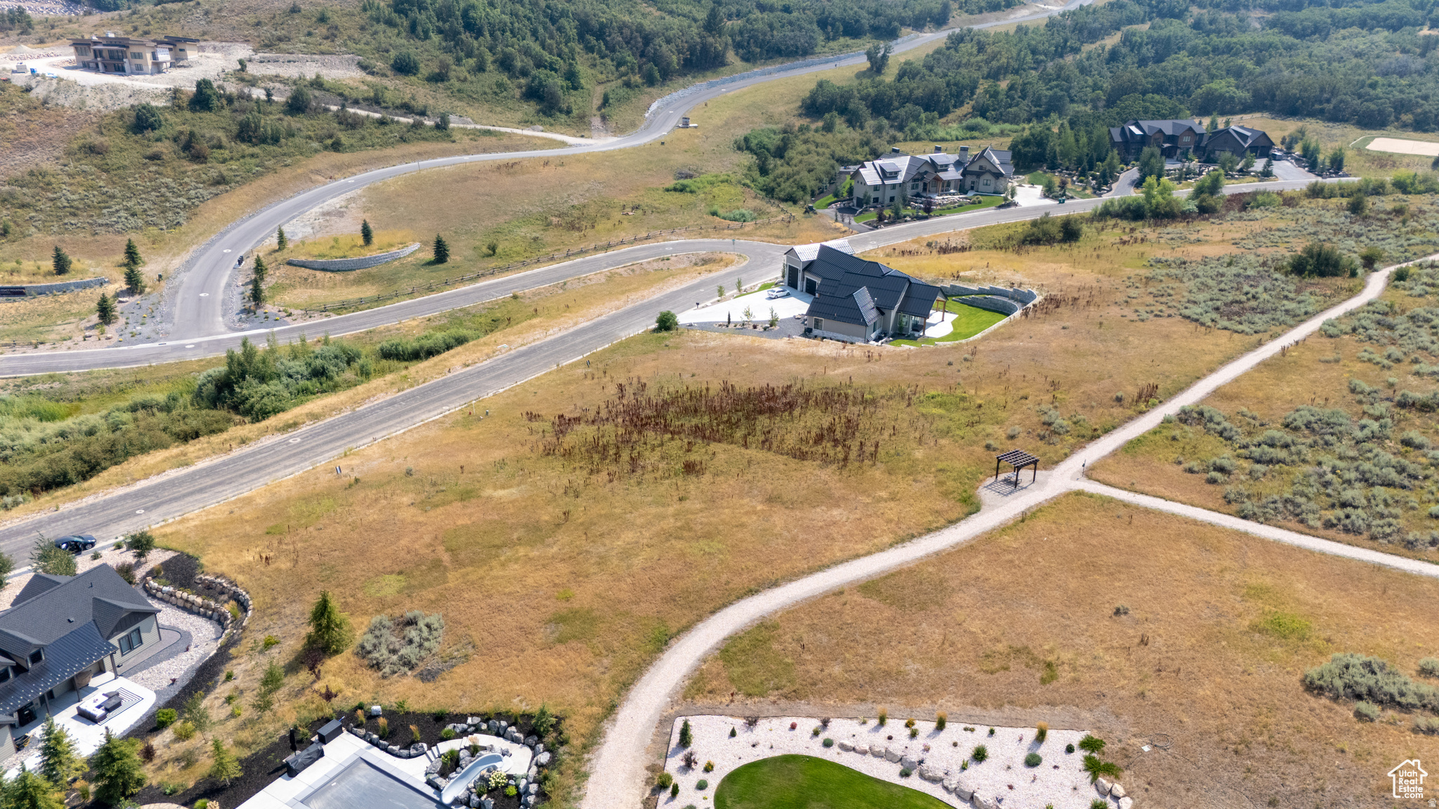 CHALETS AT SKI LAKE - Land