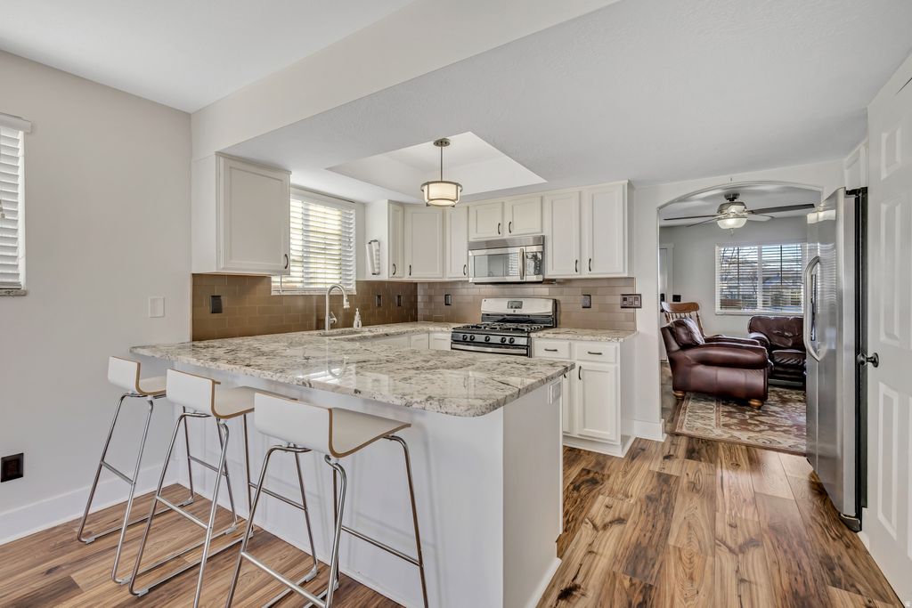 Photo of 49 KENSINGTON PL, North Logan, UT 84341 (MLS # 2131682)