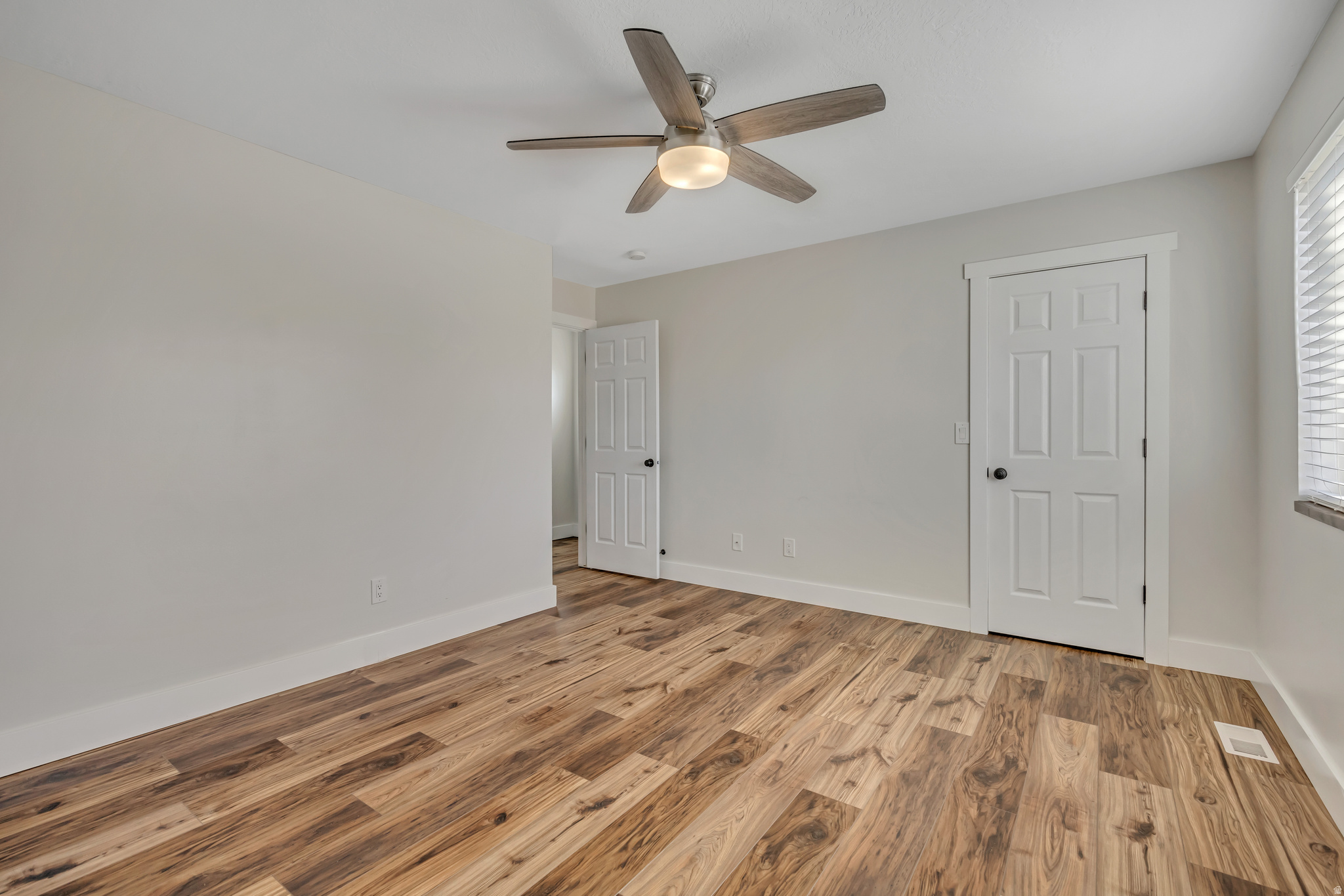 YALECREST - Residential