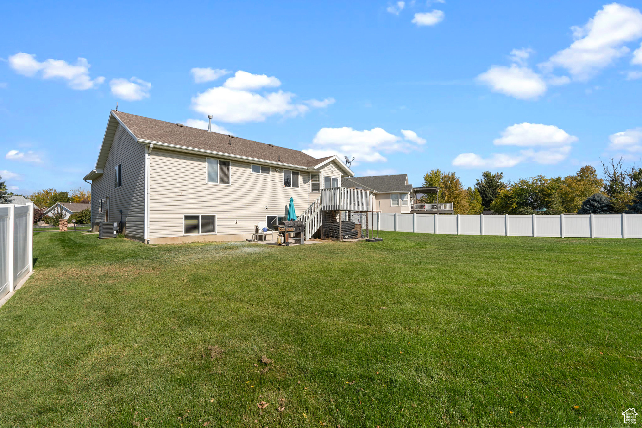 2089 W 2100, Syracuse, Utah image 32