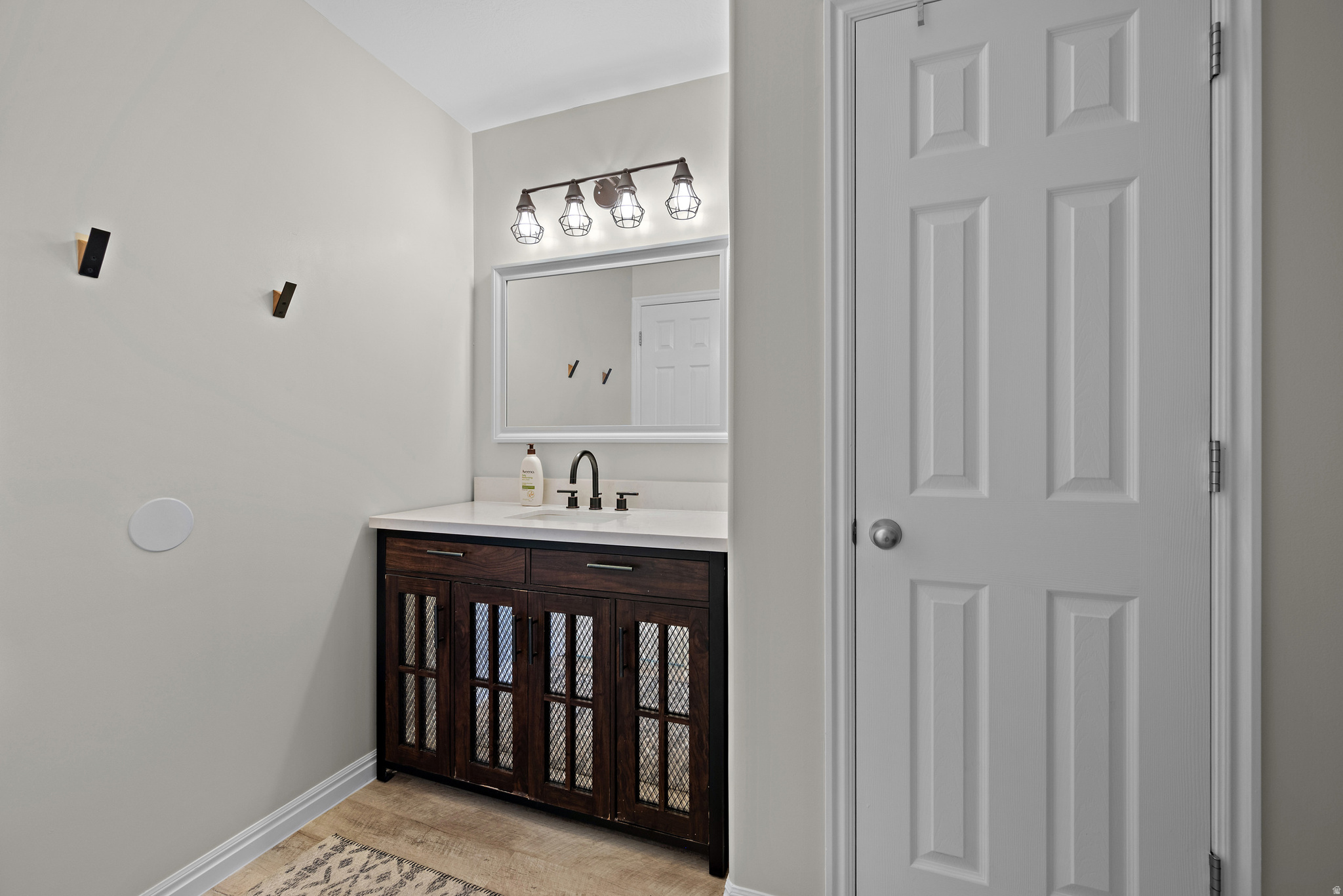 NORTH LAKE - Residential