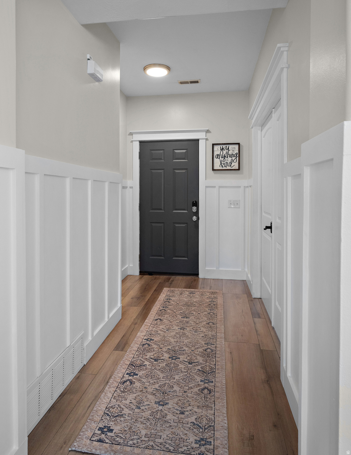 NORTH LAKE - Residential