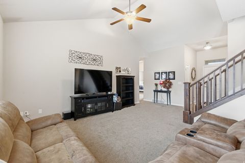 Tiny photo for 3312 W HARVEST GROVE WAY S, South Jordan, UT 84095 (MLS # 2121648)