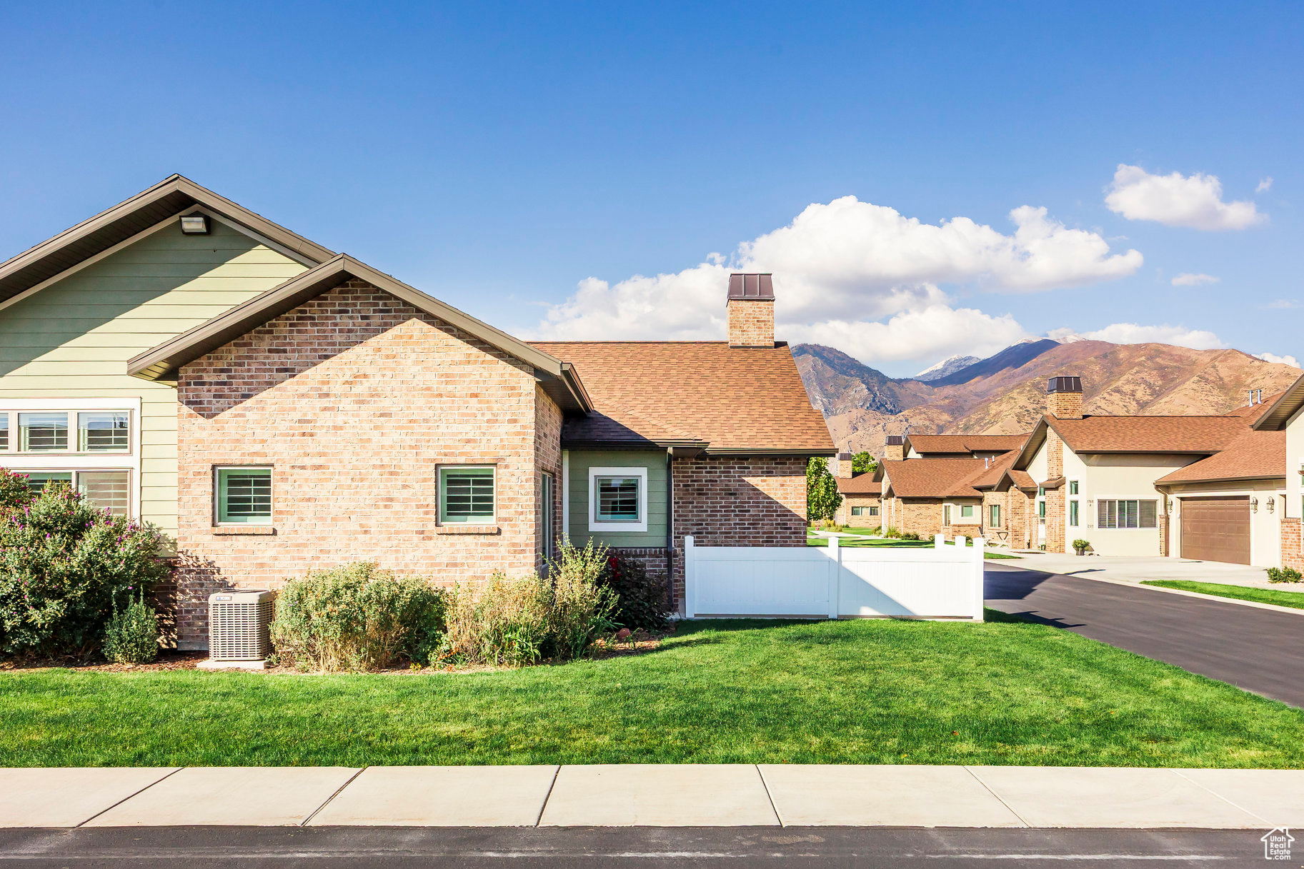 DIGNITY COTTAGES - Residential