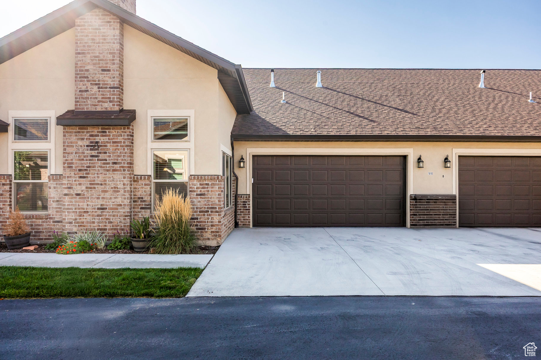 DIGNITY COTTAGES - Residential