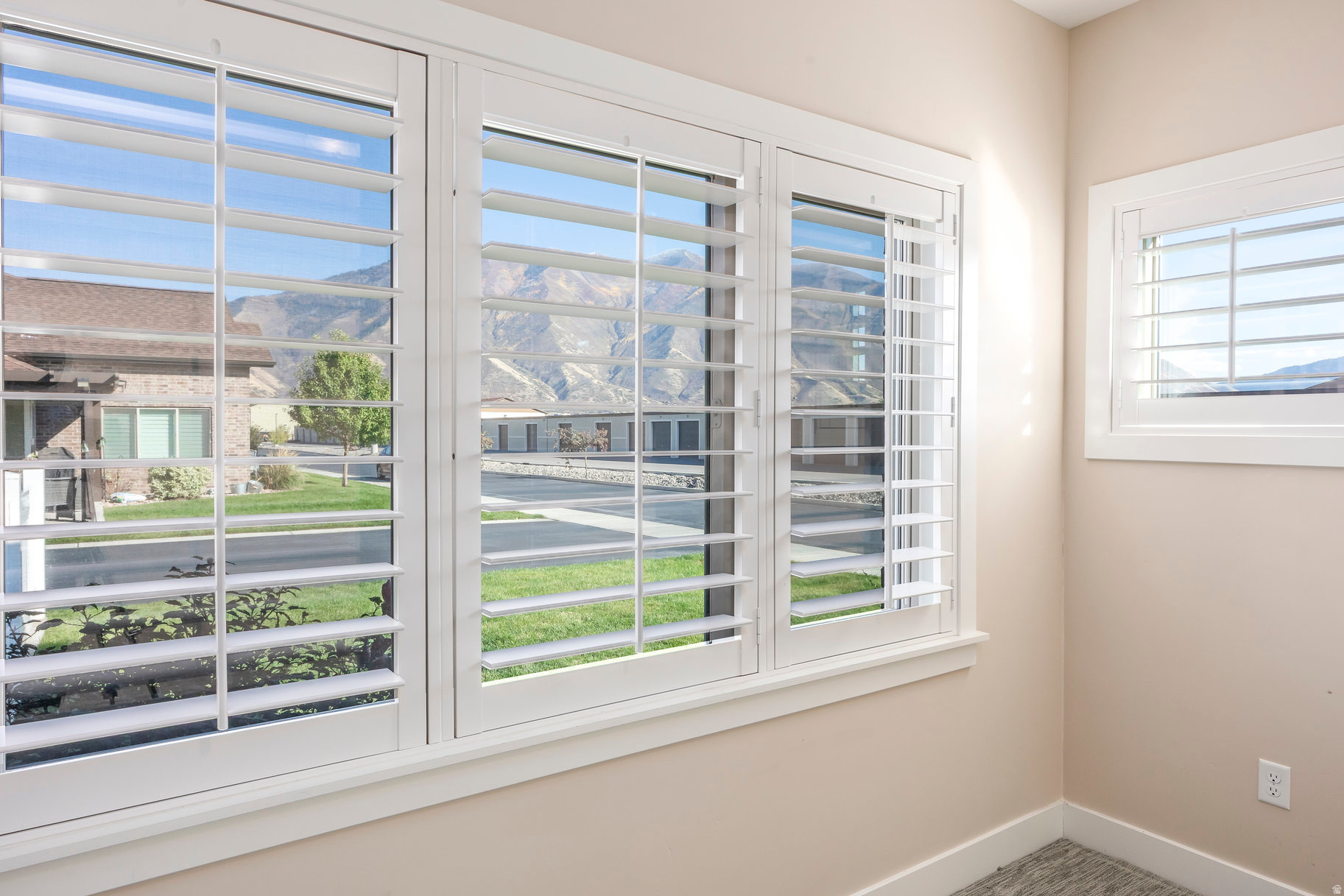 DIGNITY COTTAGES - Residential