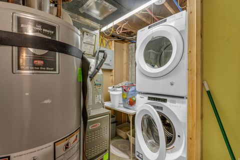 Tiny photo for 7775 S STEFFENSEN DR, Cottonwood Heights, UT 84121 (MLS # 2123753)