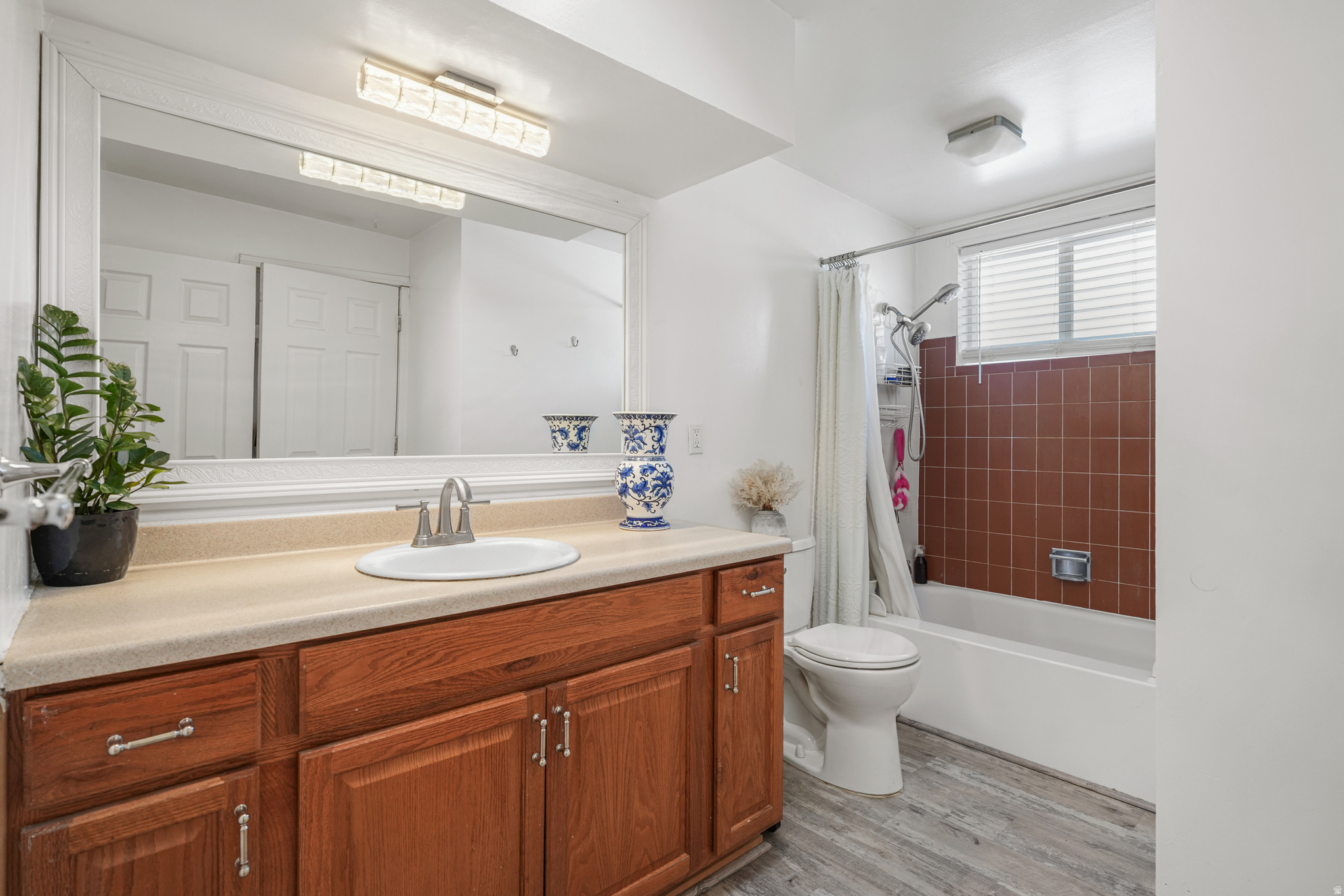 ACADEMY PARK #3 - Residential