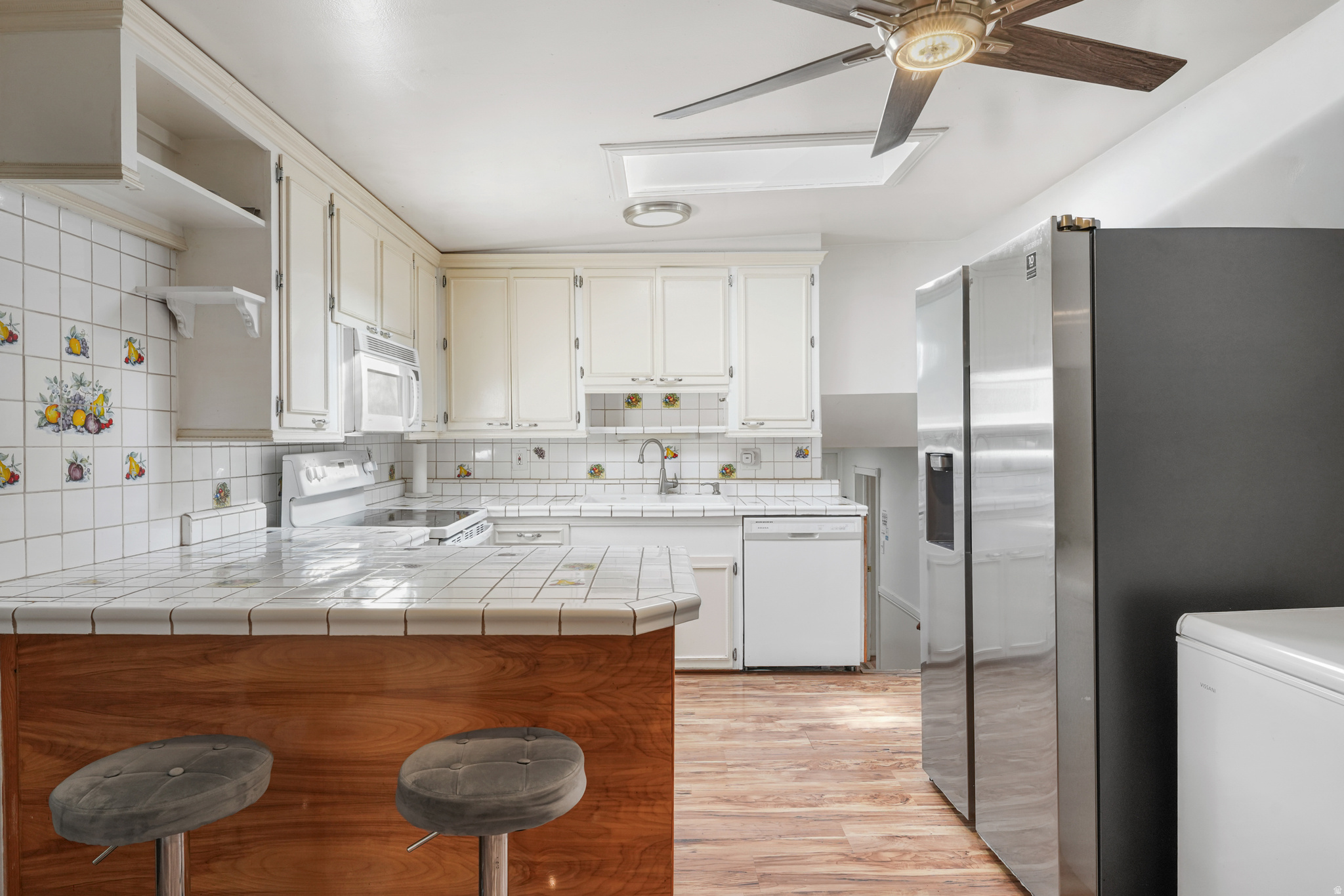 ACADEMY PARK #3 - Residential