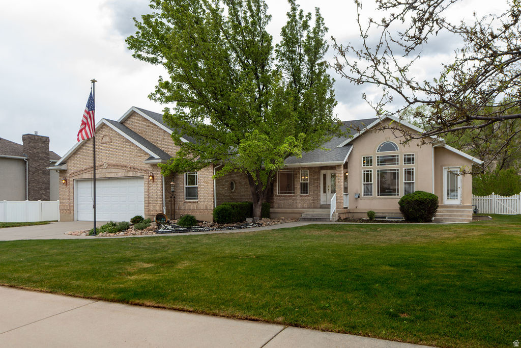 MOUNTAIN VIEW - Residential