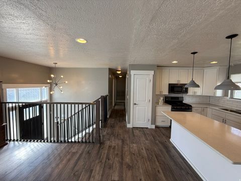 Tiny photo for 668 E 3050 N, North Ogden, UT 84414 (MLS # 2141742)