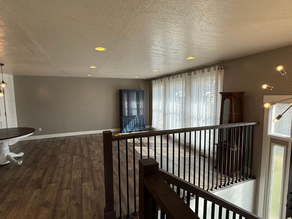 Photo of 668 E 3050 N, North Ogden, UT 84414 (MLS # 2141742)