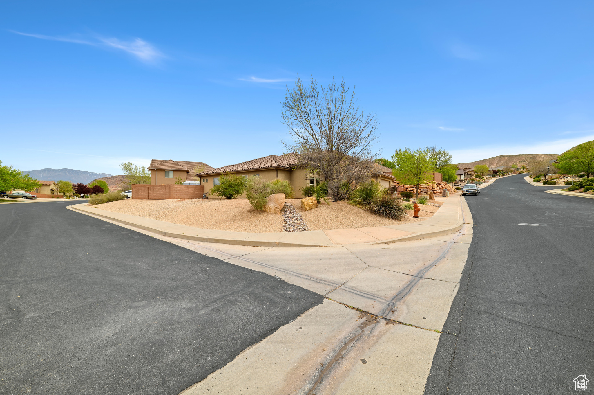 1041 E Silver Shadows Dr, Washington, Utah image 3
