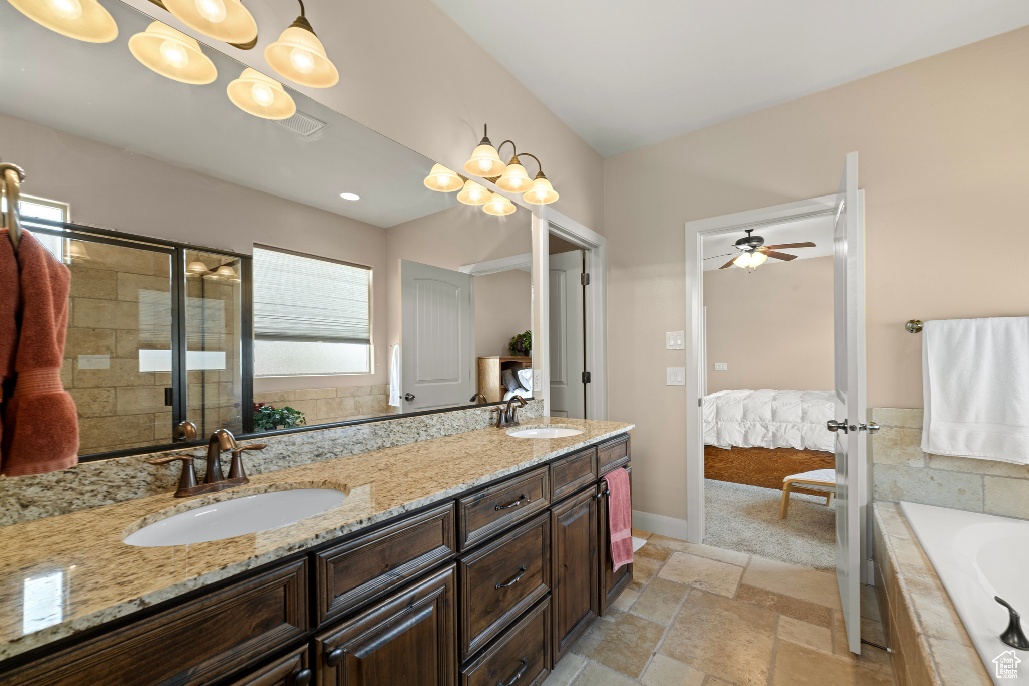 1041 E Silver Shadows Dr, Washington, Utah image 24