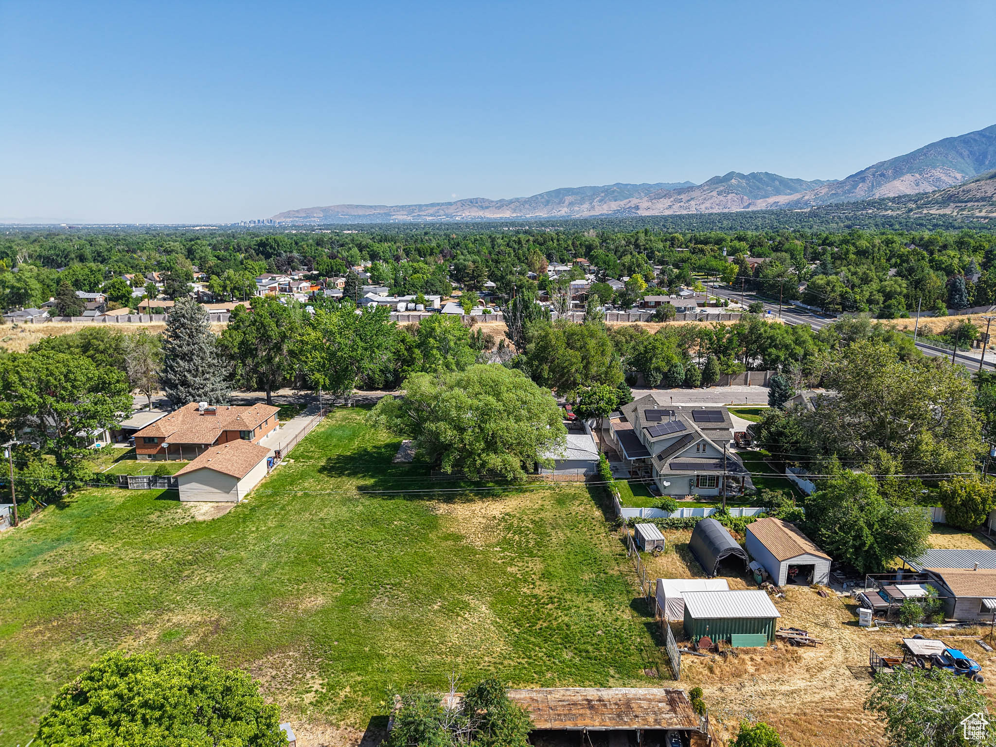 ELLISON WOODS - Residential