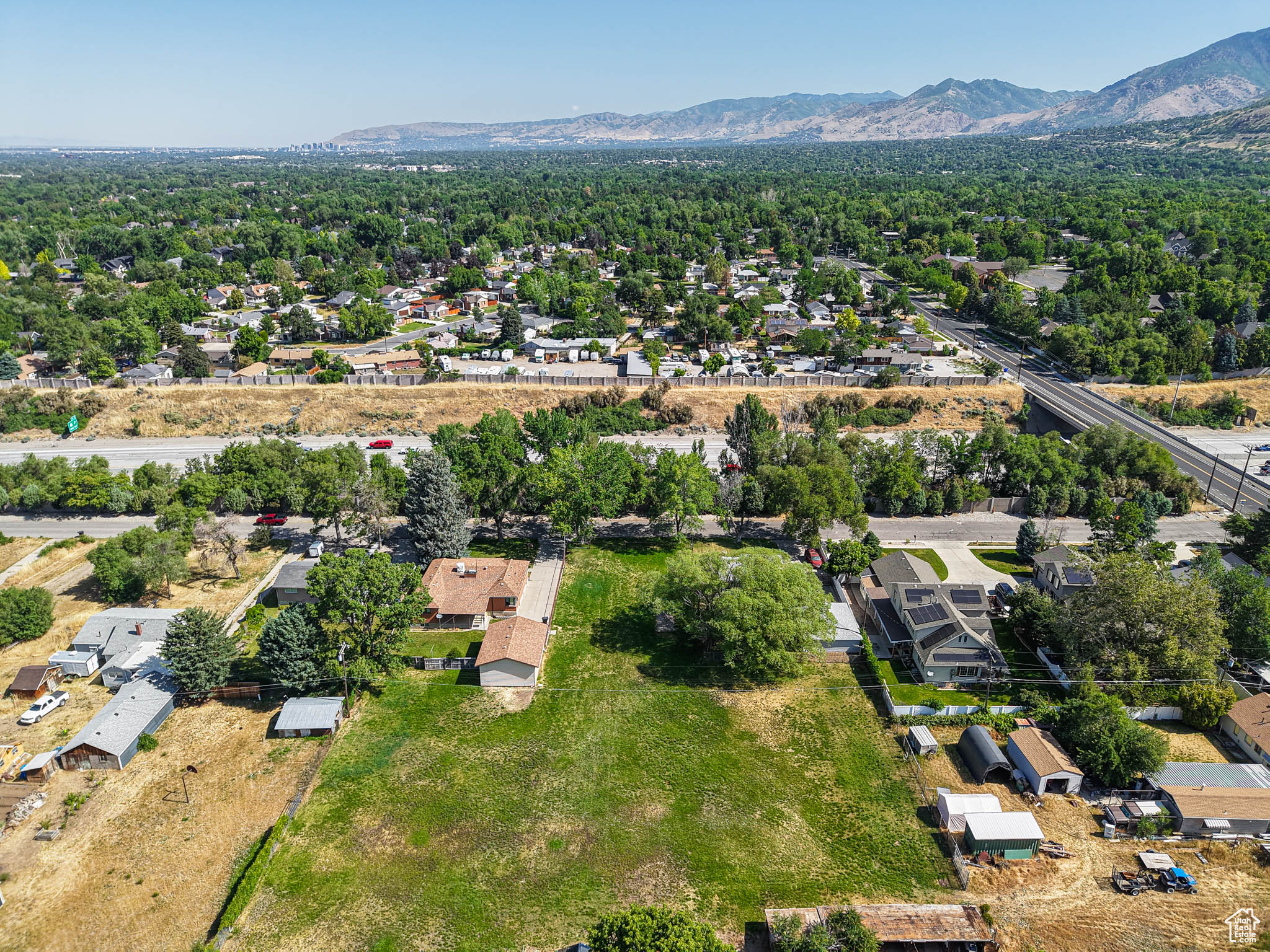 ELLISON WOODS - Residential