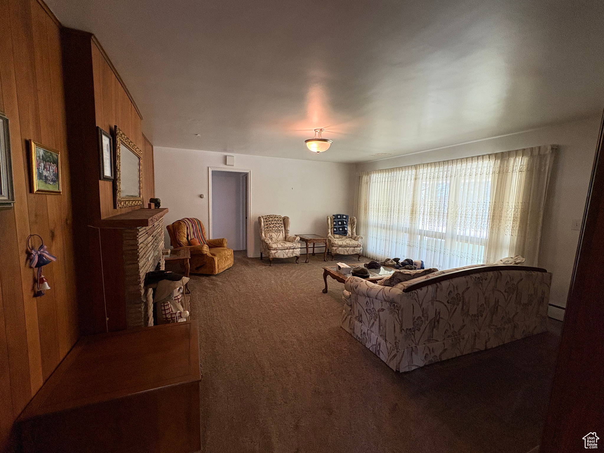 ELLISON WOODS - Residential