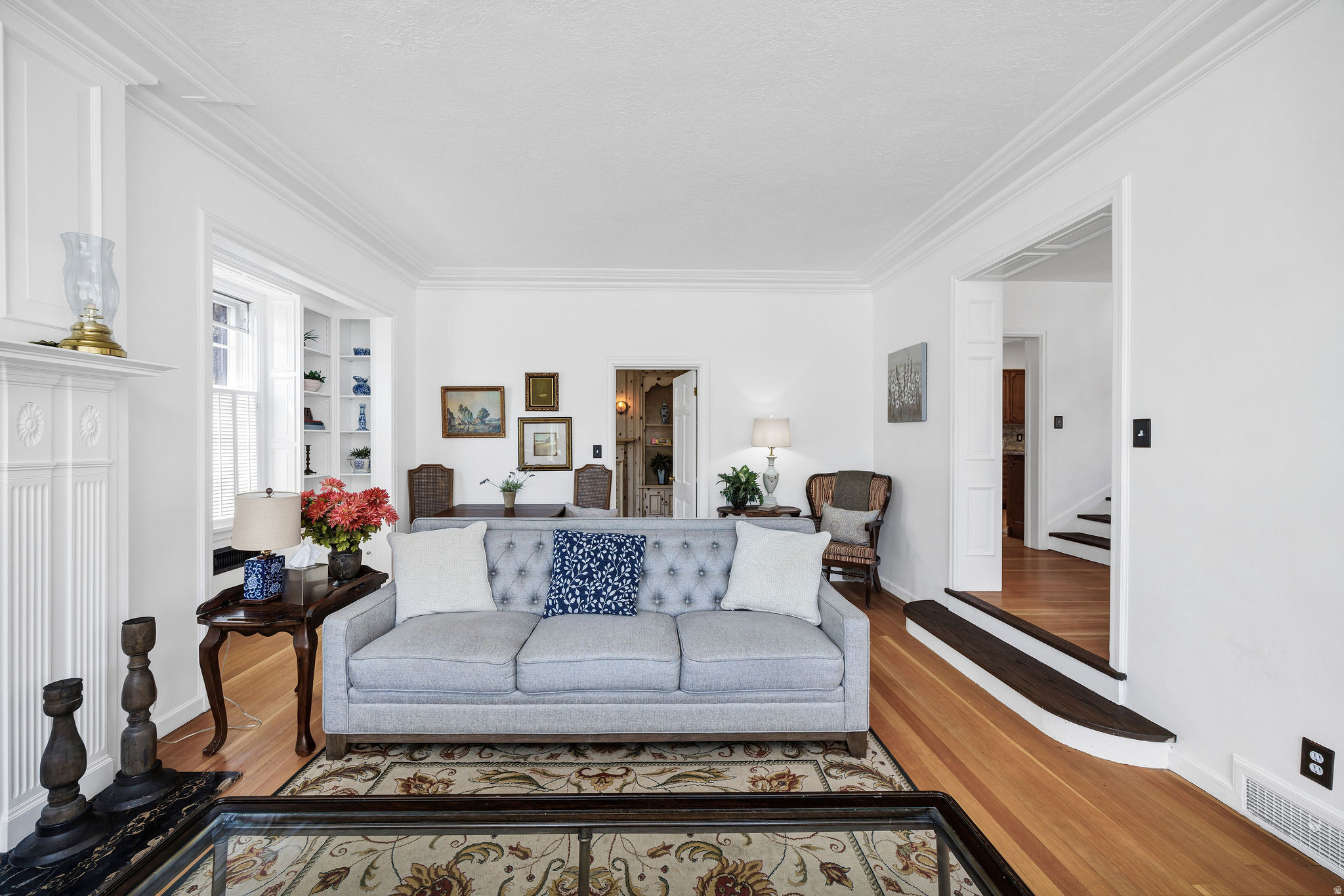 TEMPLE VIEW - Residential