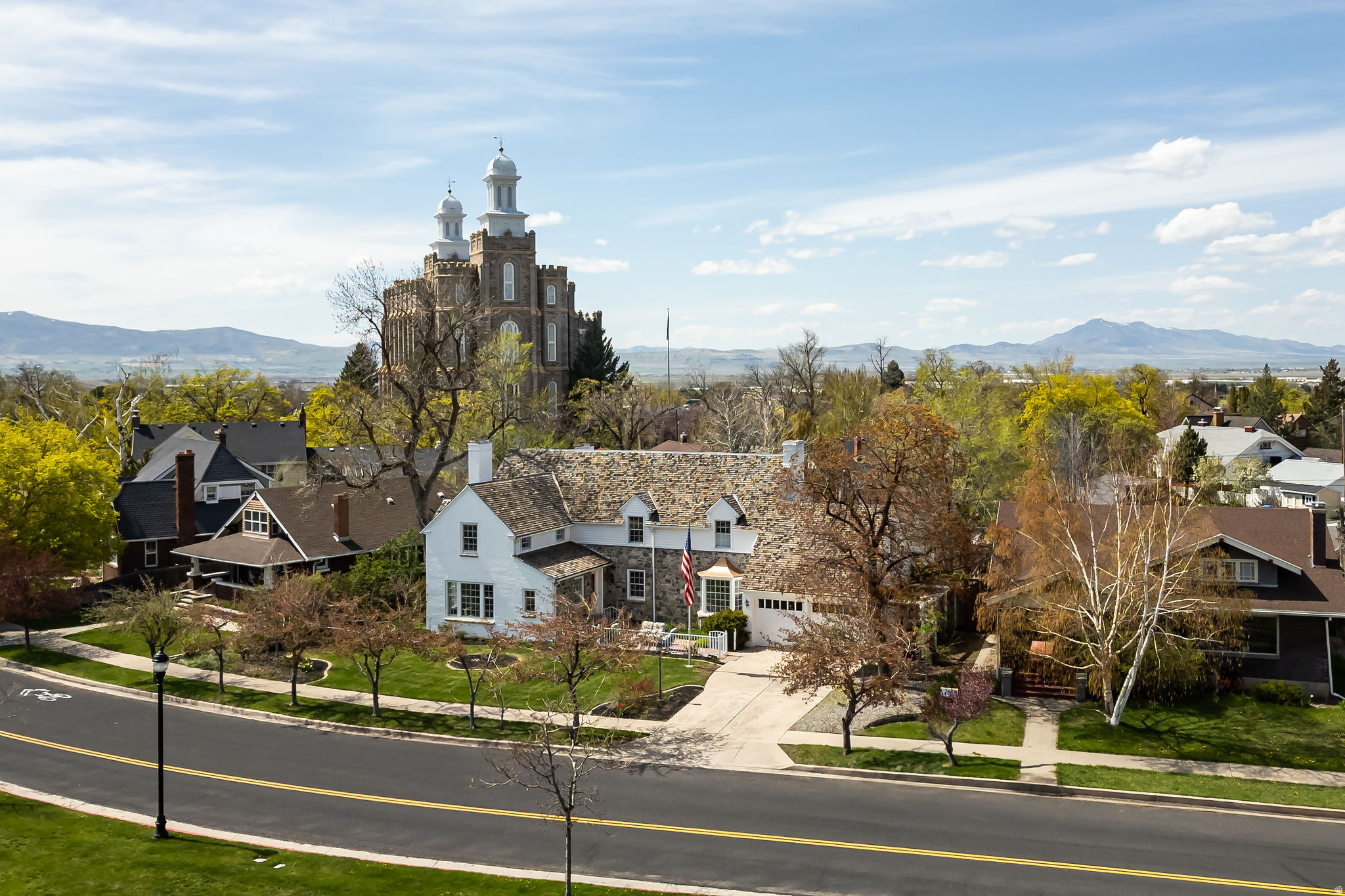 TEMPLE VIEW - Residential