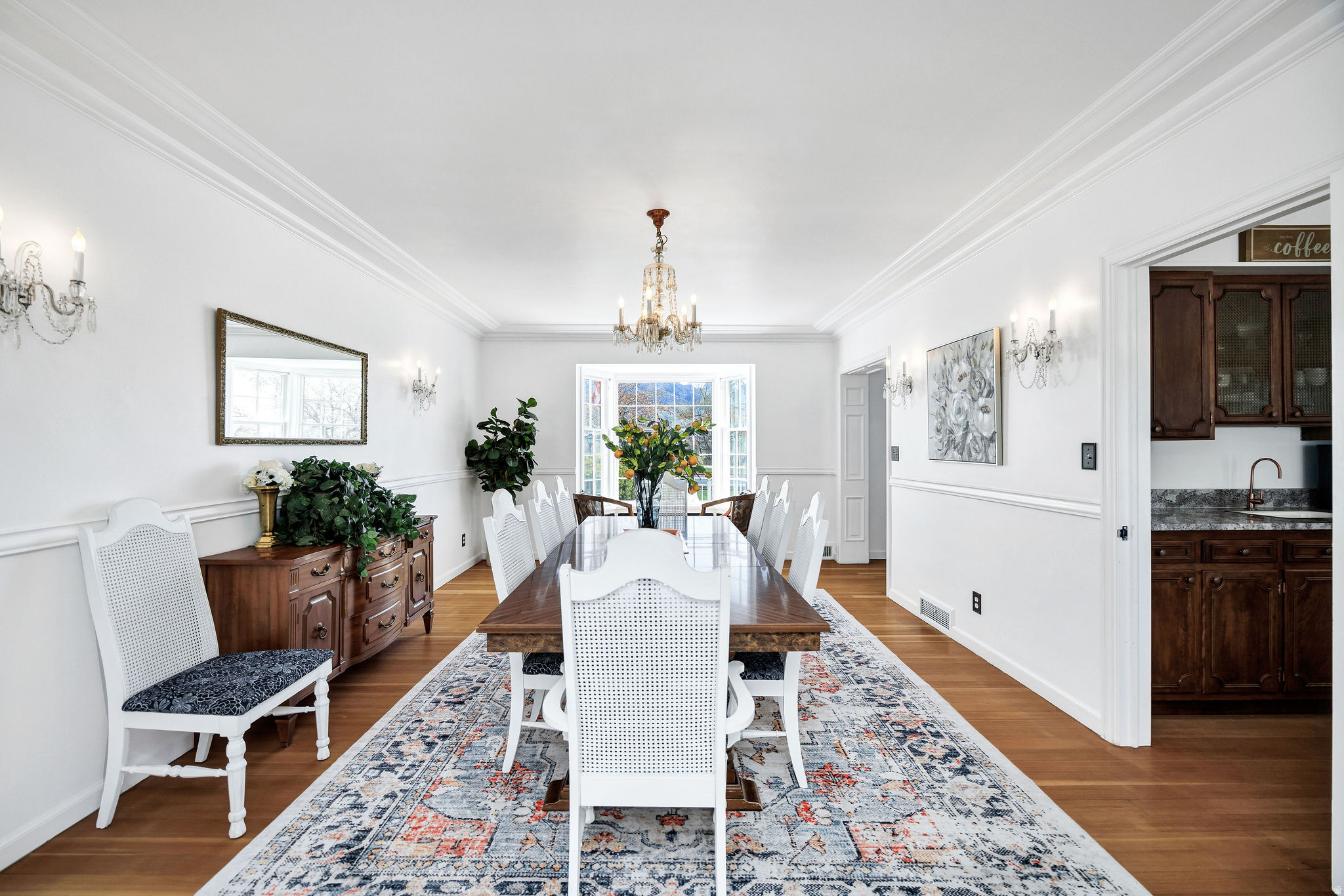 TEMPLE VIEW - Residential