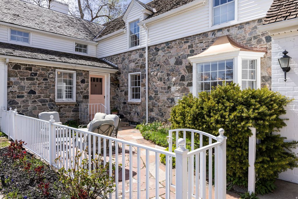 Photo of 341 E BOULEVARD, Logan, UT 84321 (MLS # 2146490)