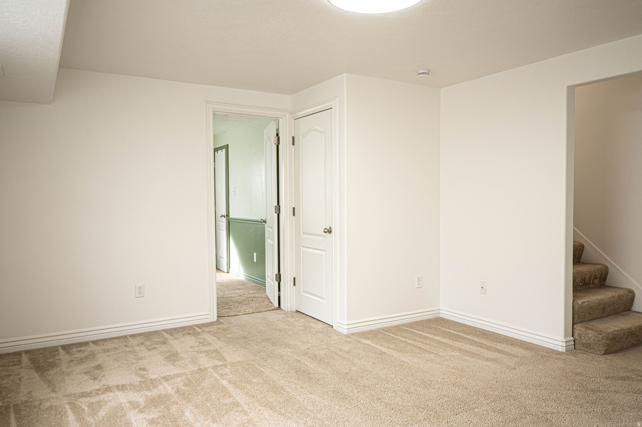 FREEMONT SPRINGS - Residential