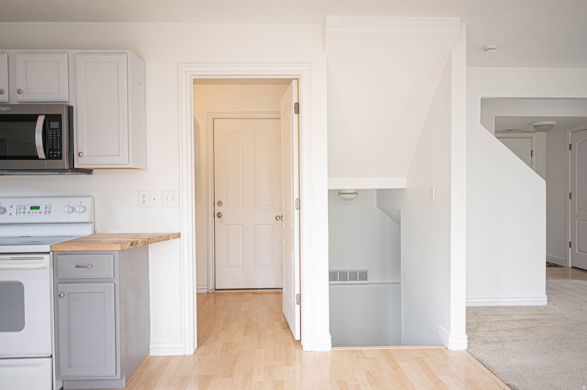 FREEMONT SPRINGS - Residential