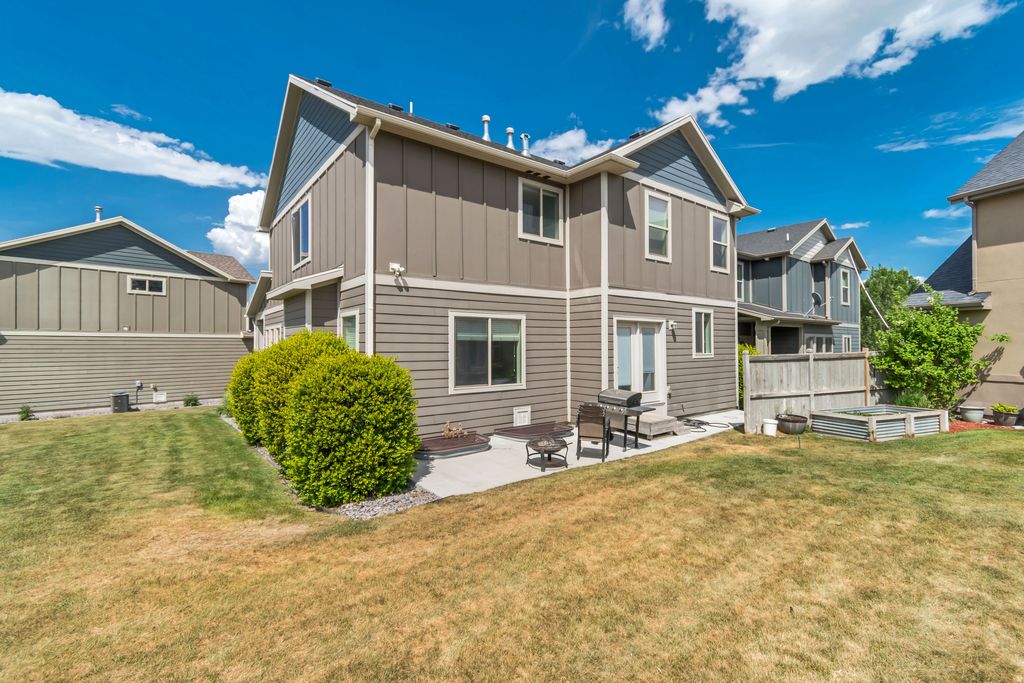 Photo of 8069 N QUARTER MILE DR, Eagle Mountain, UT 84005 (MLS # 2157827)