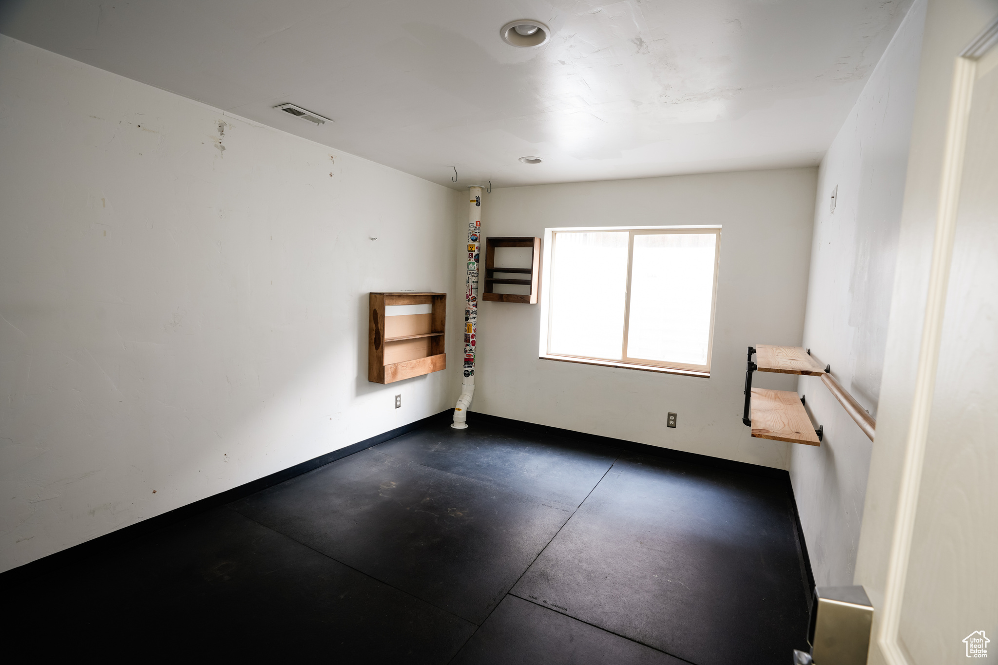 OAK VISTA - Residential