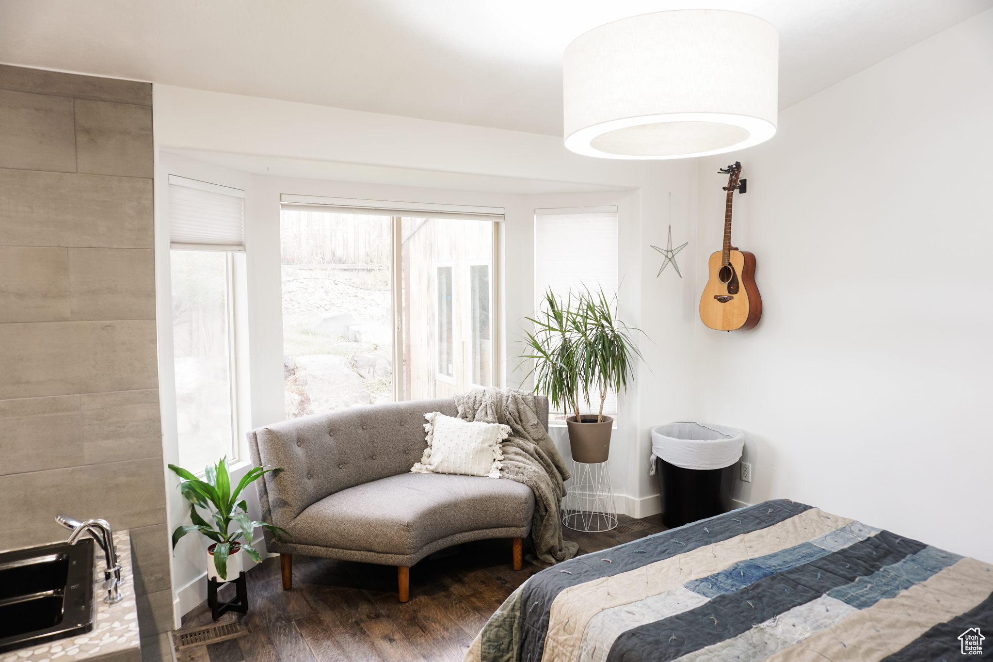 OAK VISTA - Residential