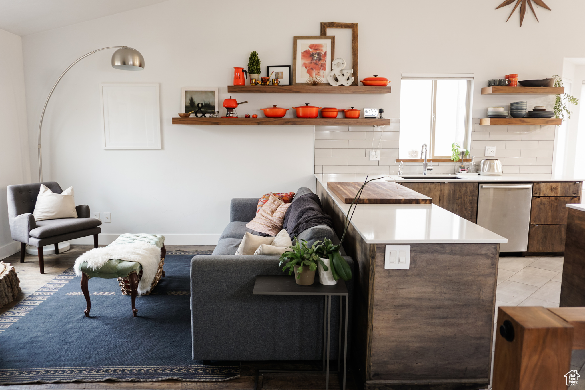 1795 E WALNUT GROVE DR