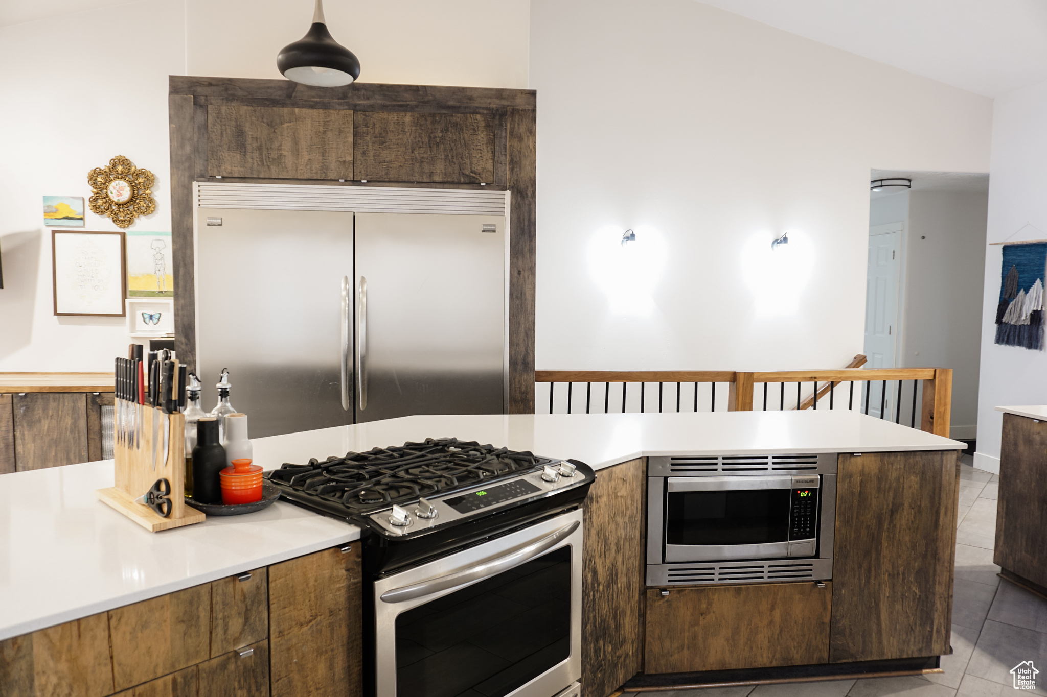 OAK VISTA - Residential