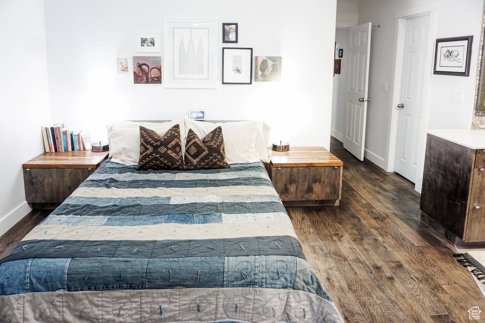 OAK VISTA - Residential