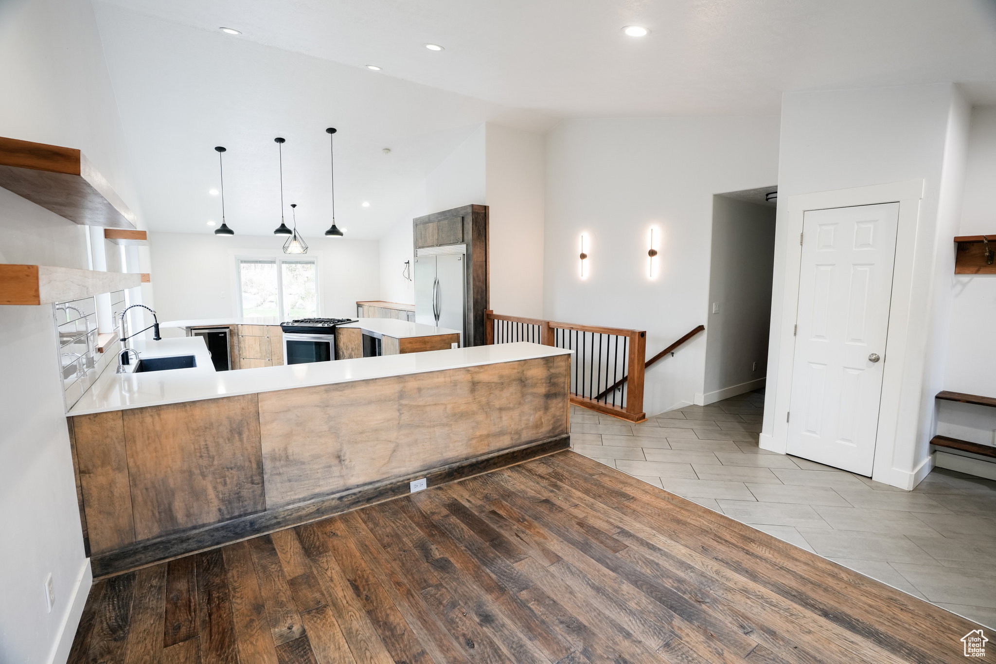 OAK VISTA - Residential