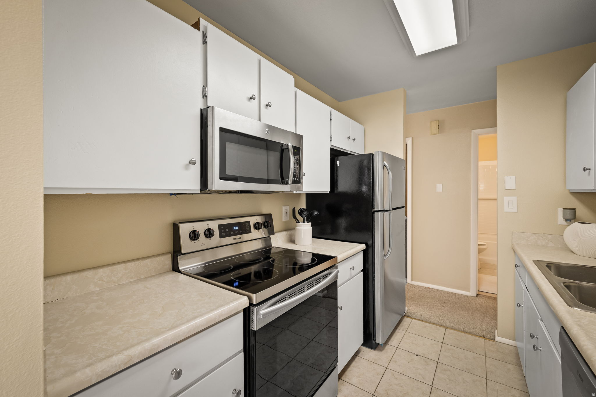 MANSION HOUSE CONDO - Residential