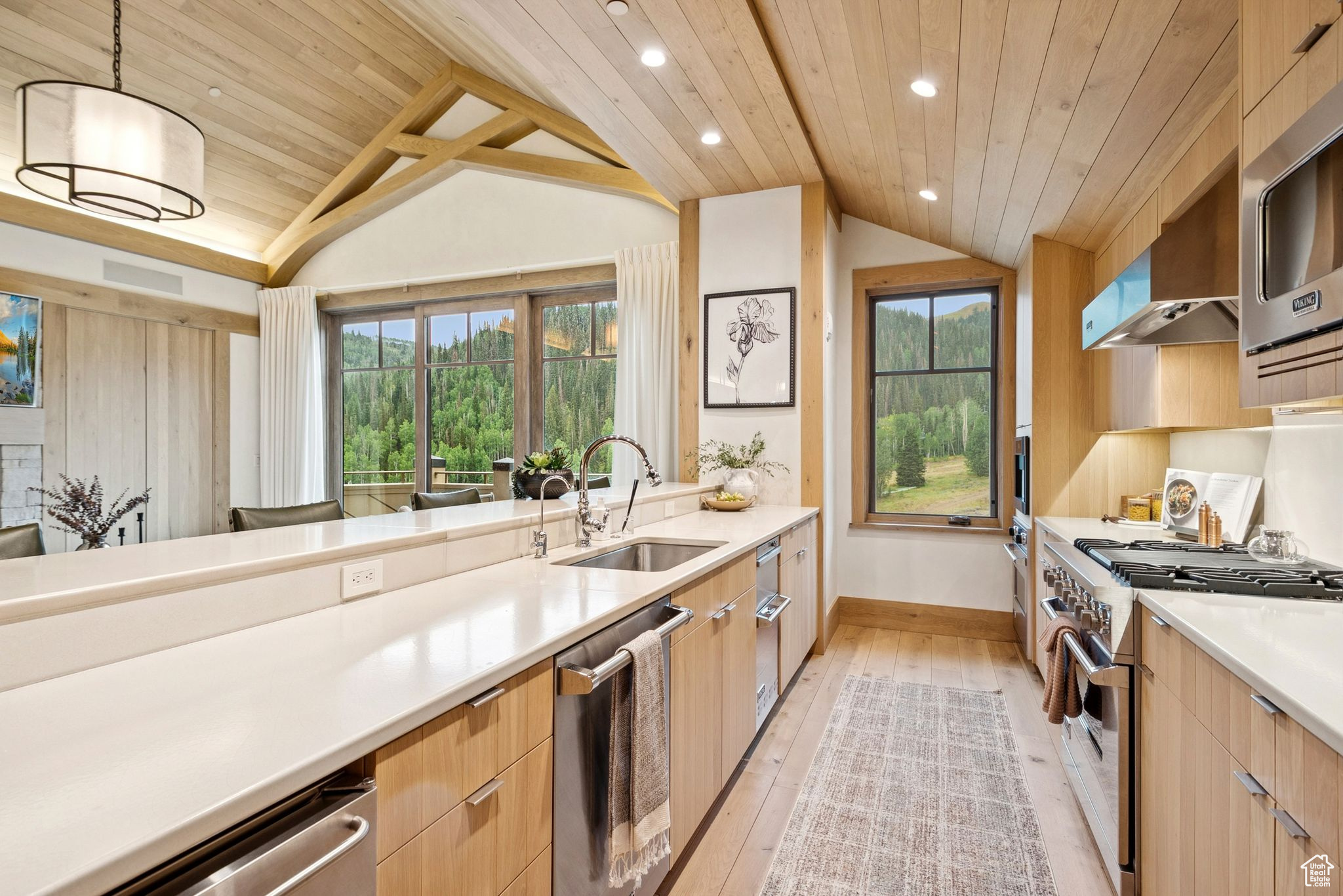 HOTEL & RESIDENCES AT EMPIRE CANYON RESO - Residential