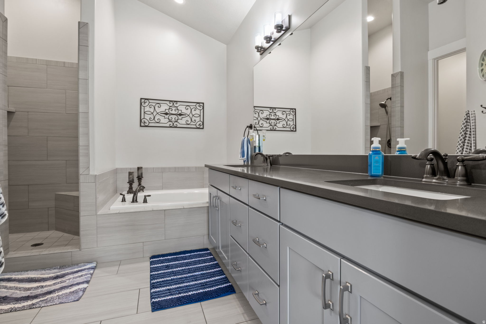 AUTUMNWOOD ESTATES - Residential