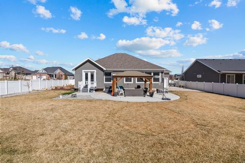 Tiny photo for 3443 W HARVESTWOOD LN, Riverton, UT 84065 (MLS # 2146183)