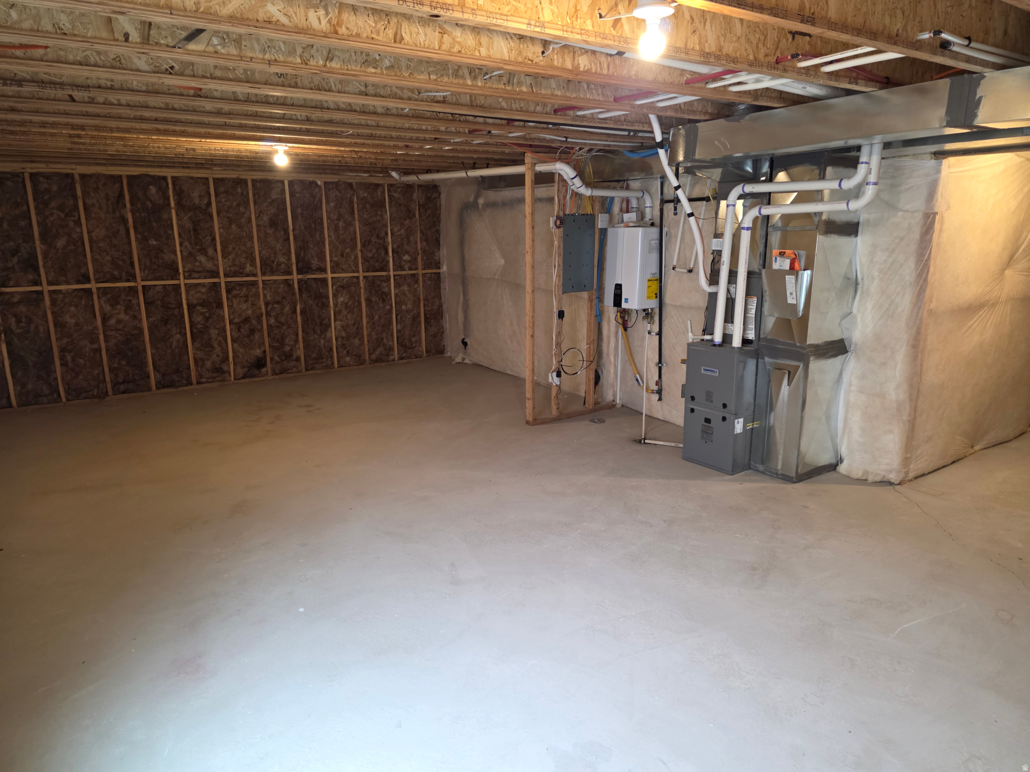 ARROWHEAD RANCH - Residential