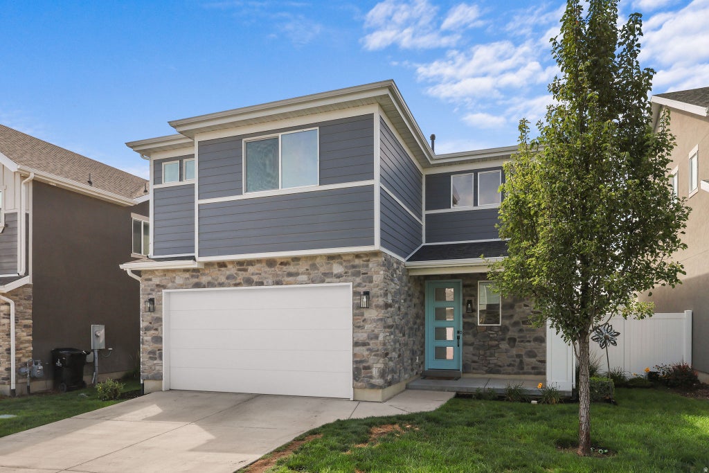 Photo of 2063 W 3360 S, Syracuse, UT 84075 (MLS # 2183656)