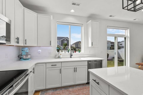 Tiny photo for 2063 W 3360 S, Syracuse, UT 84075 (MLS # 2183656)