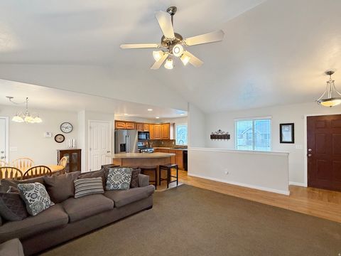 Tiny photo for 185 E 2100 N, North Ogden, UT 84414 (MLS # 2137059)