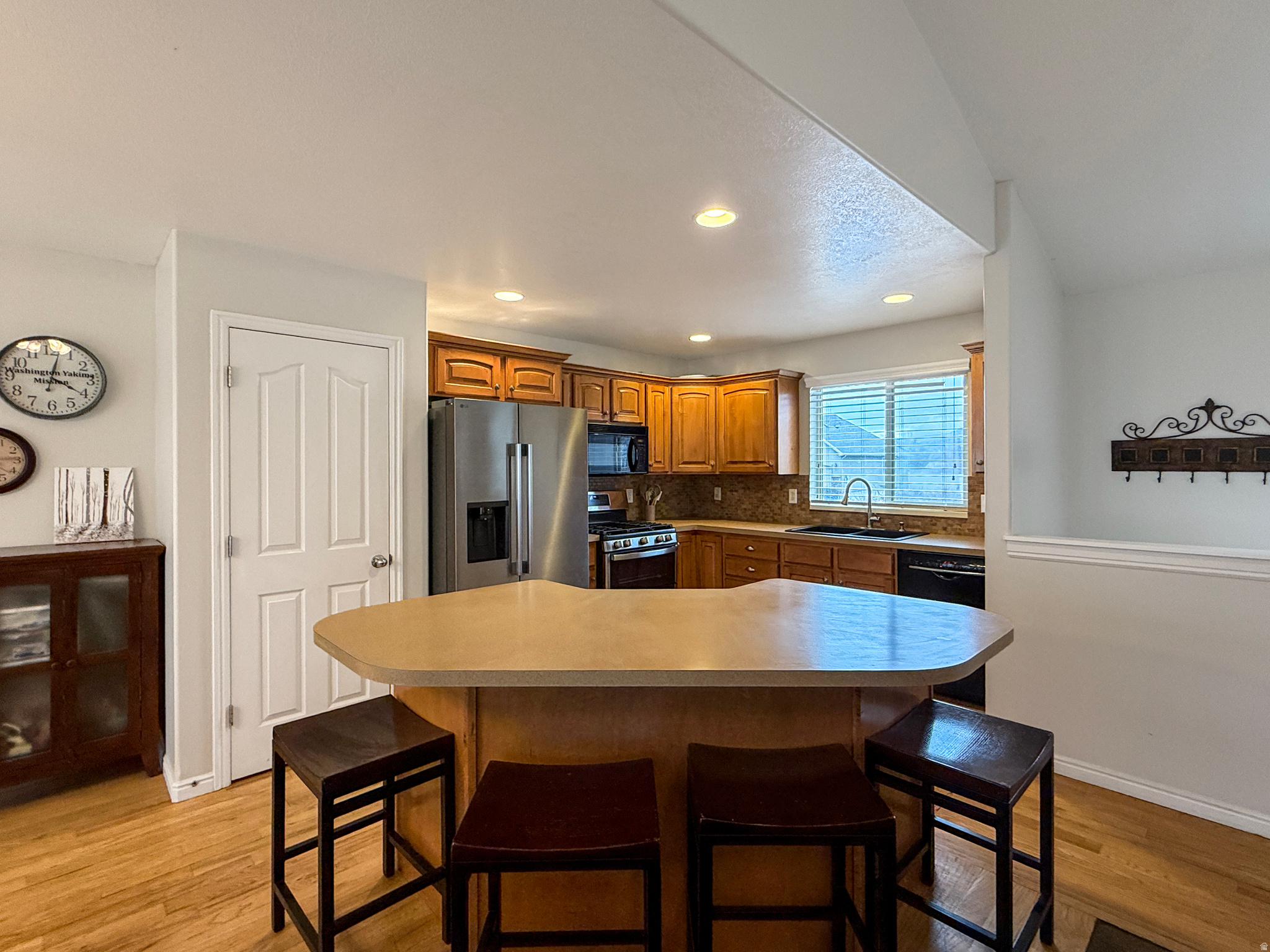 COUNTRY LANE PLACE - Residential